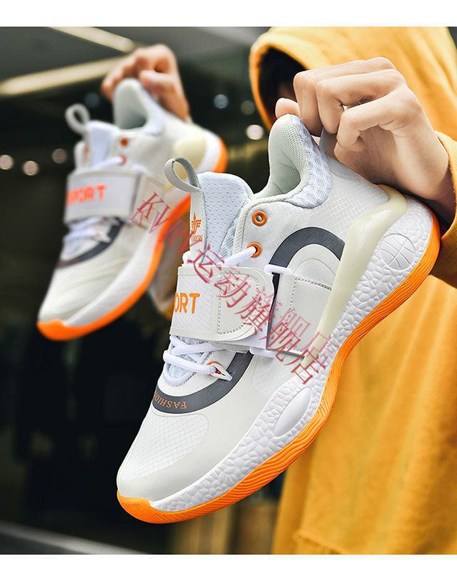 水花三代篮球鞋低帮汤姆森kt防滑耐磨缓震青少年学生比赛战靴 白浅月