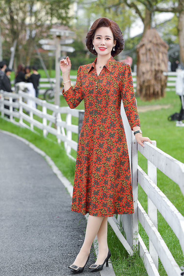 新款中老年连衣裙女中长款过膝春夏季洋气50岁妈妈碎花裙子高弹力