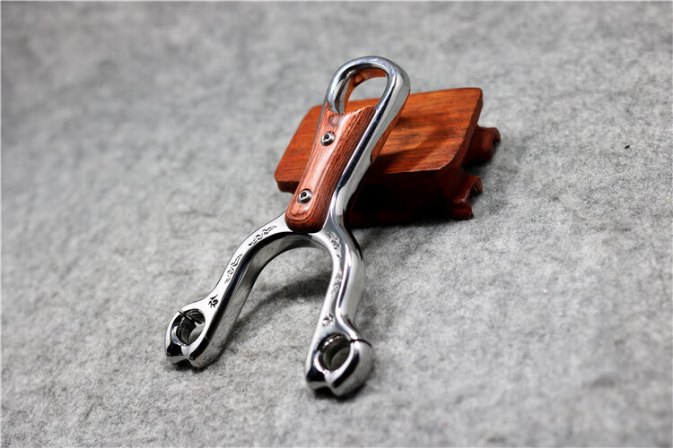 不锈钢传统弹弓子精准柳浪冷弯贴片弹弓皮筋手感圆润弹弓