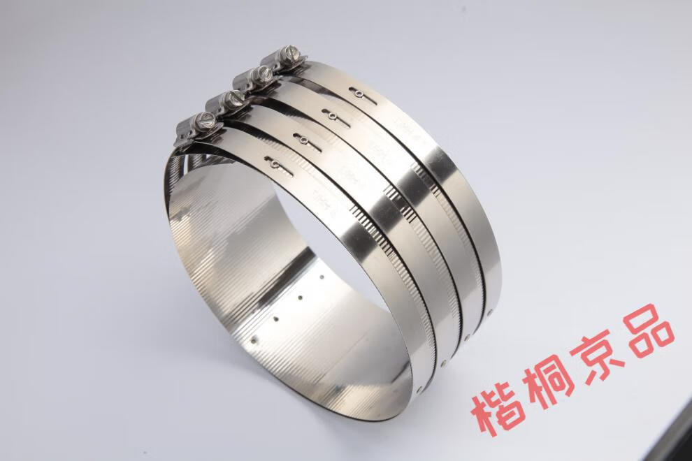 铸铁管卡箍不锈钢管束排下水管卡箍柔性抱箍接头pvc管卡箍强力卡110