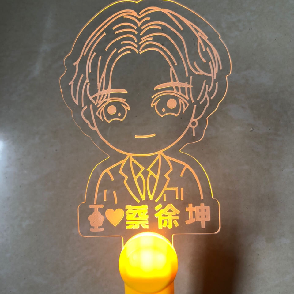 蔡徐坤应援棒偶像练习生蔡徐坤演唱会见面会应援棒周边荧光棒可爱手灯