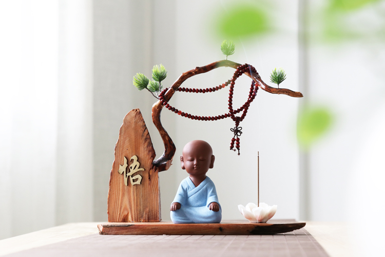 创意中式紫砂小和尚茶宠摆件禅意风化木办公室茶室工艺品家居饰品