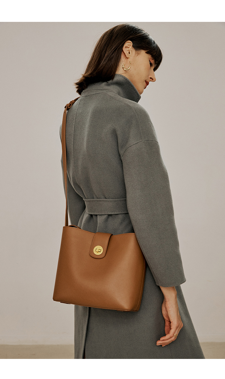 seyou意大利轻奢品牌秋冬质感包包女时尚感水桶包2021新款潮小众单肩