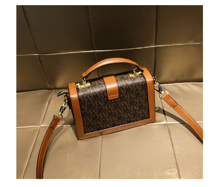 jabags包包女包2022新款时尚韩版手提小方包大气简约斜挎单肩包棕色