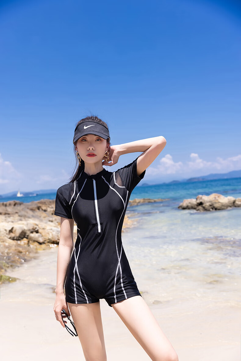 三奇2021泳衣女连体平角温泉游泳衣显瘦保守遮肚大码训练竞速短袖泳装