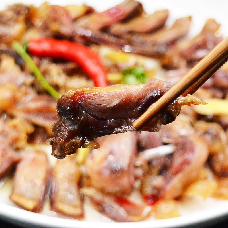 江西赣州大余南安板鸭手工正宗赣南两只1400克袋装风干腊咸鸭700克