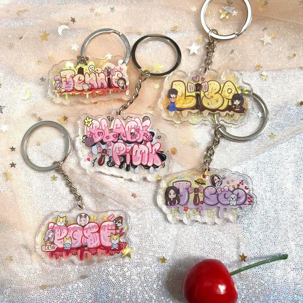 lisa周边blackpink女团钥匙扣卡通周边应援lisa ros07 jennie jisoo