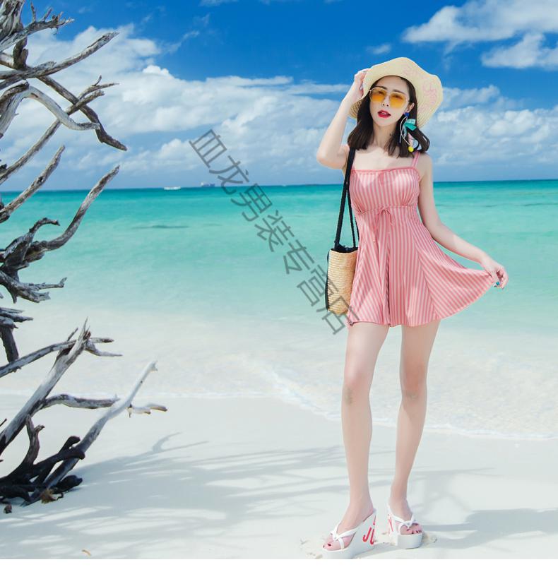 凡迪时尚保守修身显瘦遮肚钢托聚拢小胸分体裙式平角泳装温泉游泳衣女