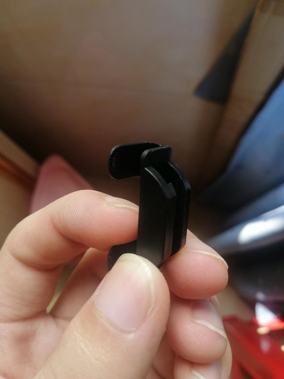 工马 汽车特斯拉天窗遮阳挡窗帘遮光板极氪卡扣卡子卡槽防塌陷下垂