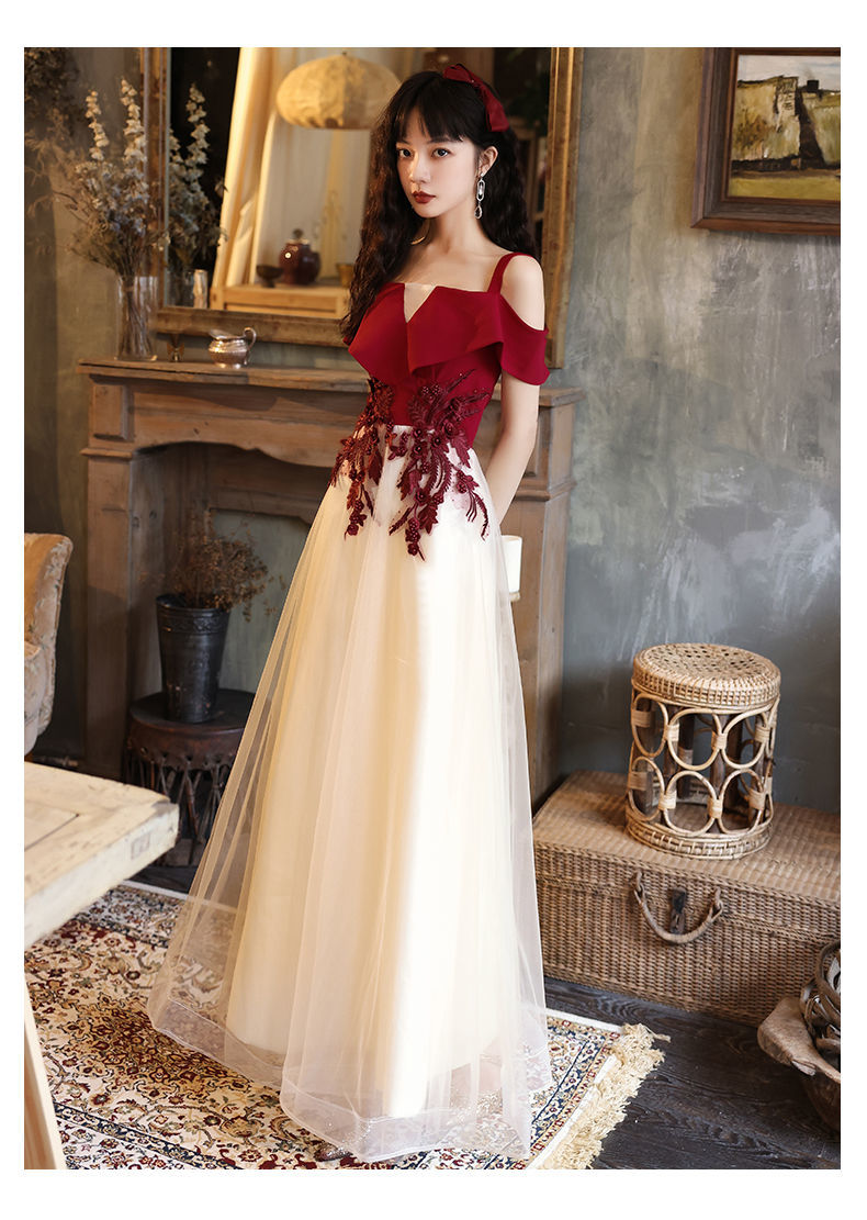 2021年夏季风格:优雅裙长:长裙袖长:短袖类别:晚礼服流行元素:花朵摆