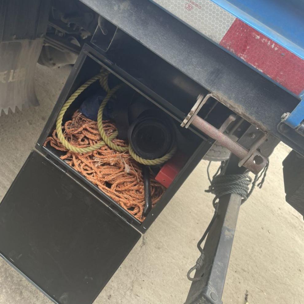 醉米货车轻卡工具箱加装42货车工具箱江淮福田豪沃解放重汽铁工具箱48