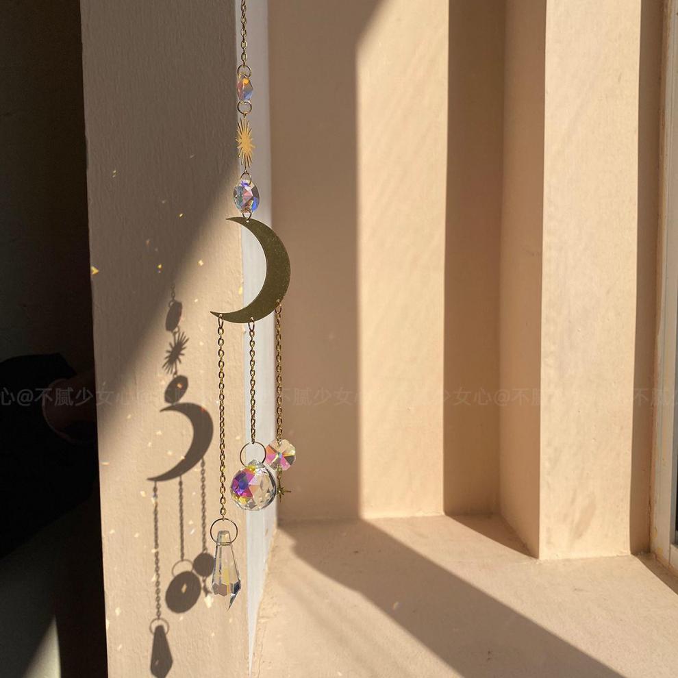 太阳捕手挂窗风铃太阳捕手风铃光影幻彩水晶风铃挂饰卧室窗户装饰园林