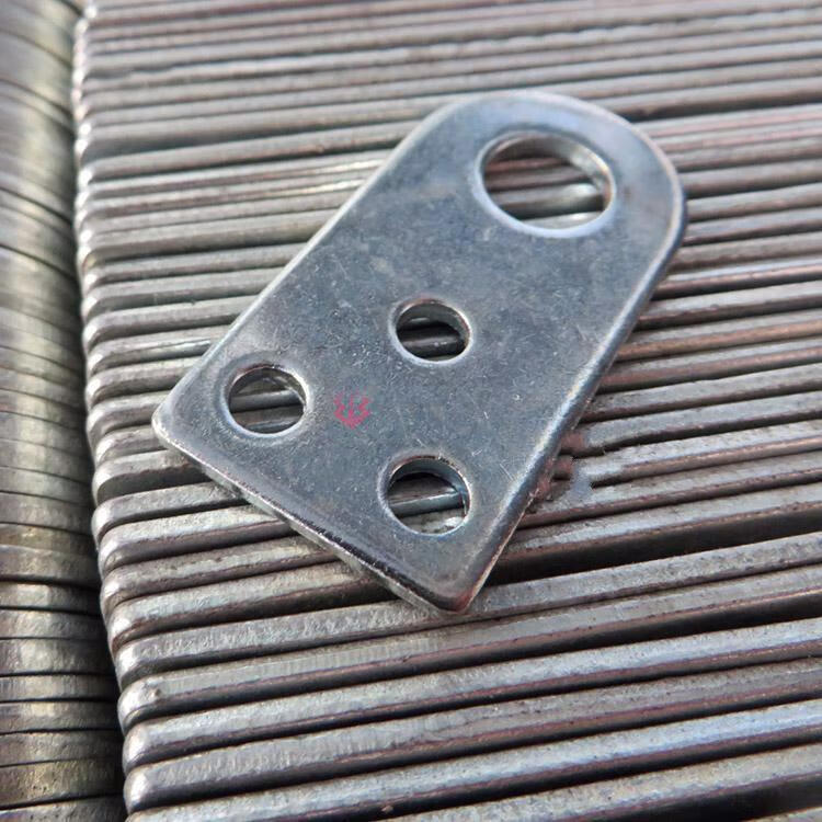 110型防撬暗装老式门锁扣木门搭扣焊接铁片平角直角对扣短门鼻子105mm