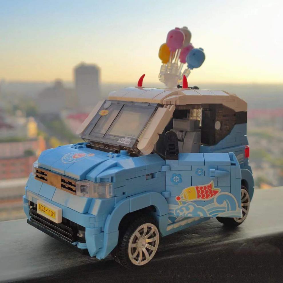 五菱宏光敞篷汽车模型女孩摆件小颗粒拼装积木玩具男朋友礼物甜品车2