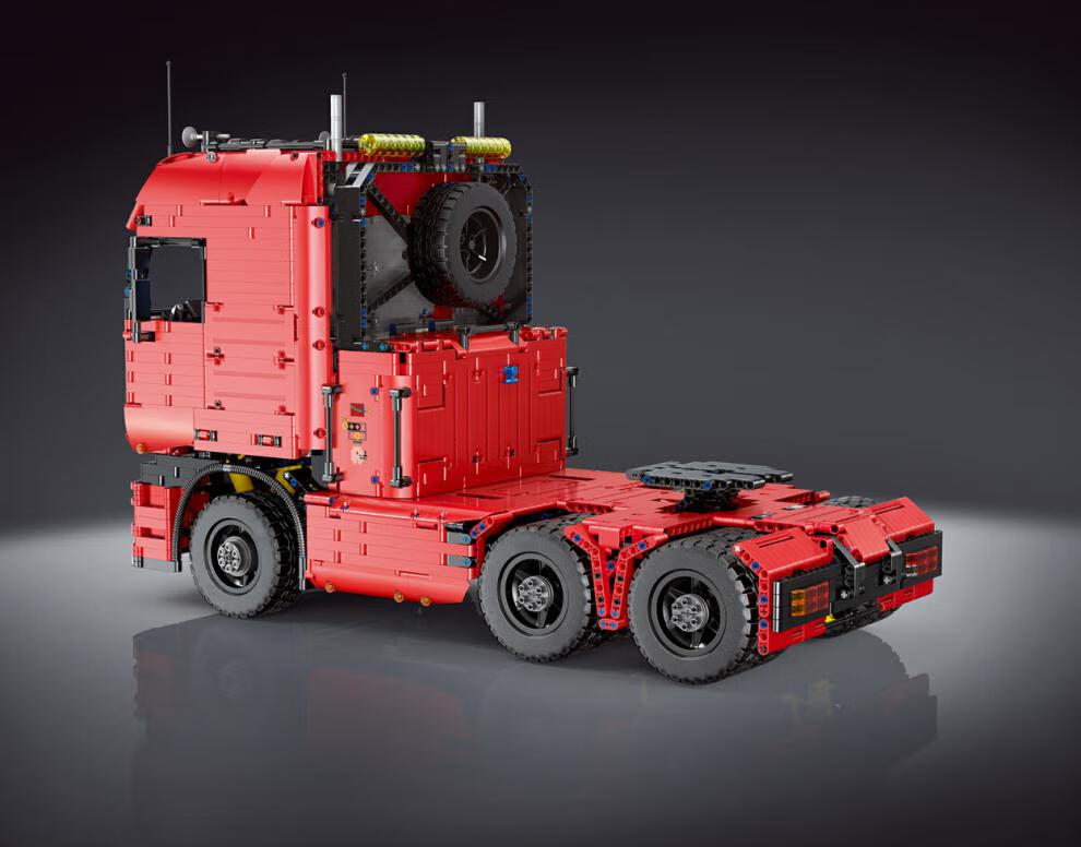 新品宇星19005拖头气动牵引车工程系列货柜大卡车拖板车拼装积木模王