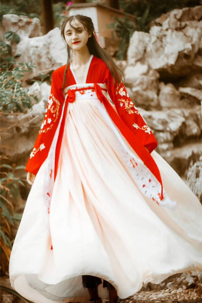 衣服 汉服女中国风超仙气樱花齐胸襦裙学生汉元素唐装古风秋古筝演出