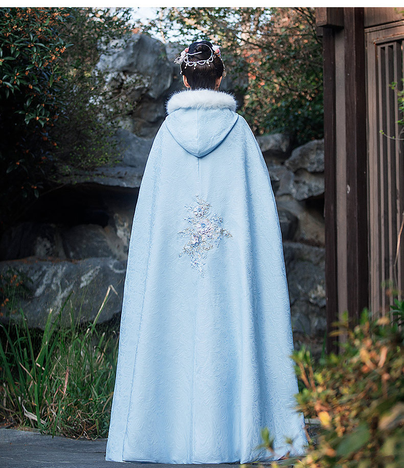 雅格罗伊新款冬款汉服女成人斗篷加绒加厚长款古装冬季披风披肩保暖毛