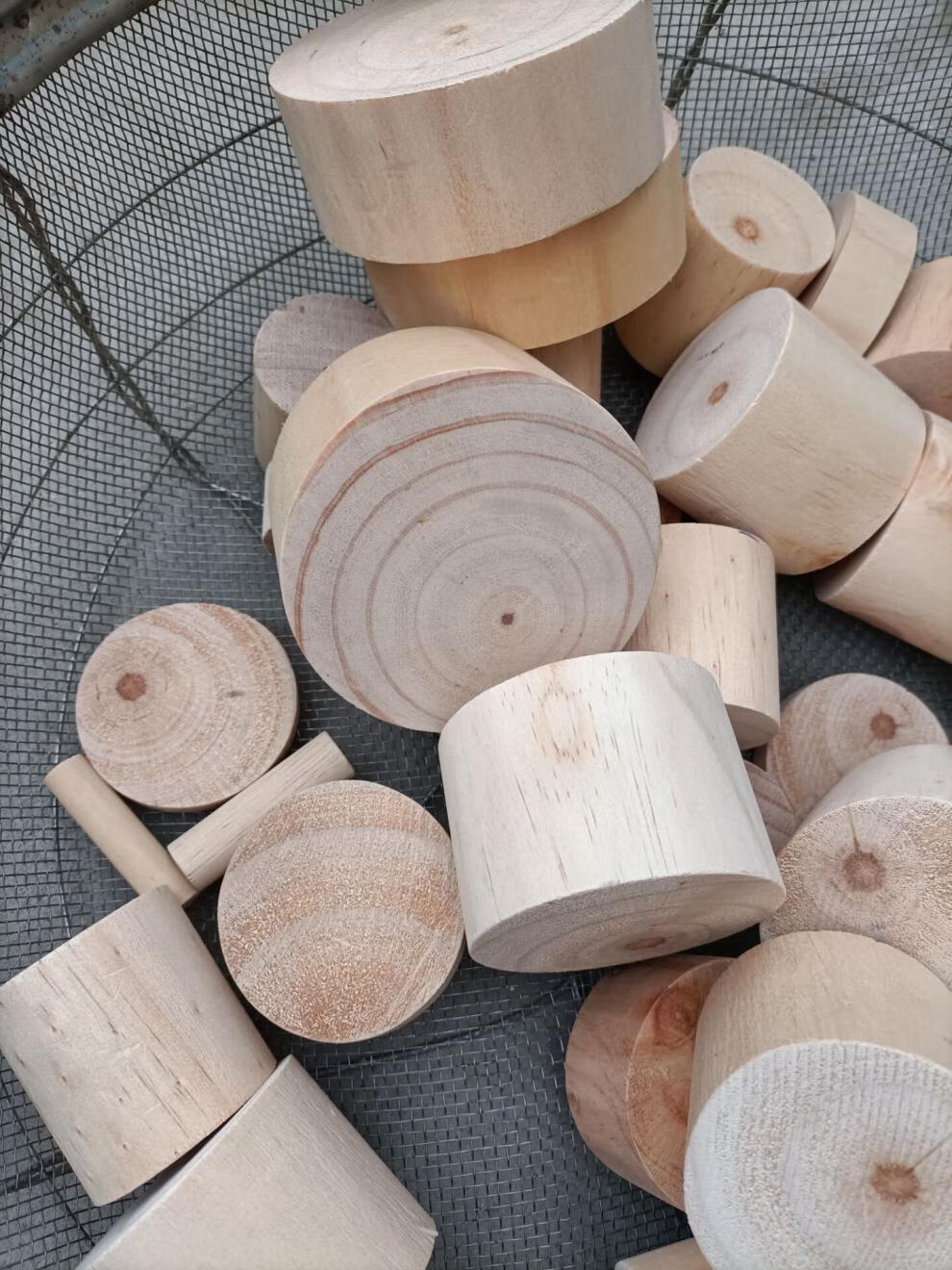 适用松木块圆木块圆木片实木柱木块圆柱圆形木墩桌脚柜垫高实木木块