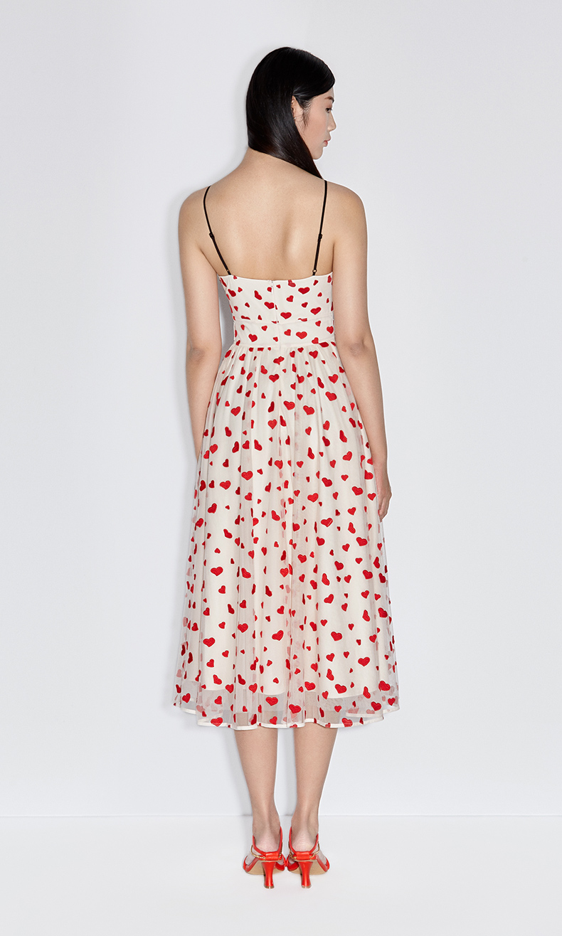 ochirly欧时力新款夏装心形刺绣收腰网纱长款吊带连衣裙女 黑色090 xs