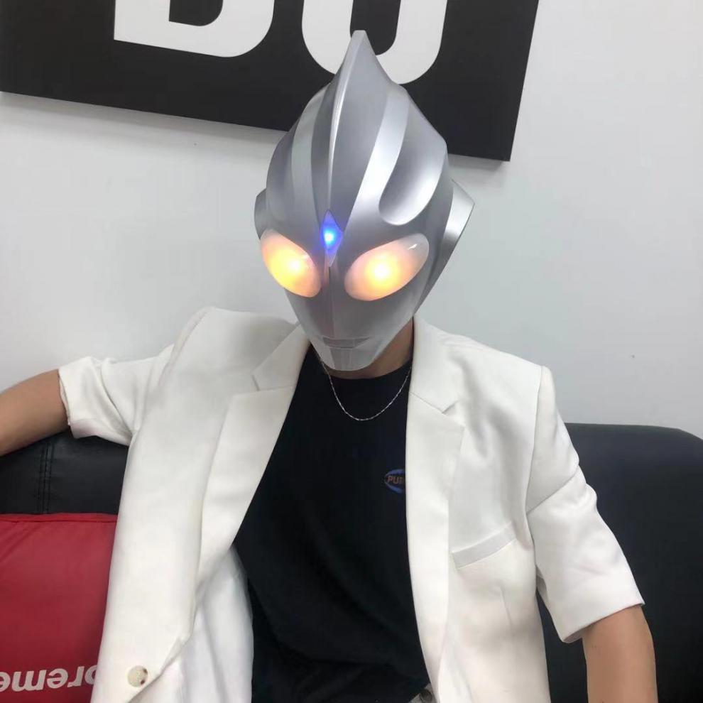 奥特曼头套发光真人cos迪迦头盔可穿戴面具面罩发光乳胶抖音硅胶儿童