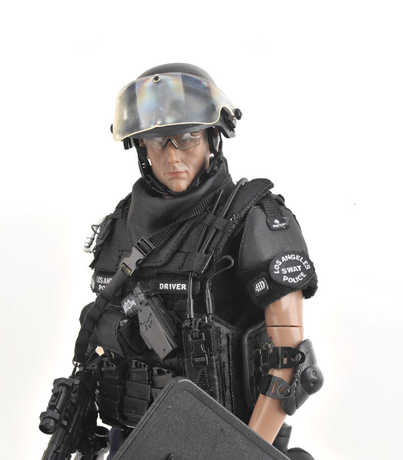 特警警察兵人模型16比例特种兵玩具swat前锋仿真兵人模型关节可动人偶