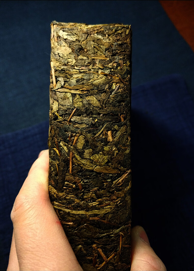 5折野生黑茶安化正宗特级金花茶茯砖茶一级云台荒山纯料安华茶叶1000g