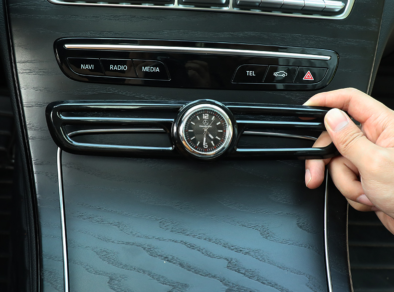 奔驰中控时钟表e级e300l c260l glc260l车内用品摆件装饰改装 15-22款