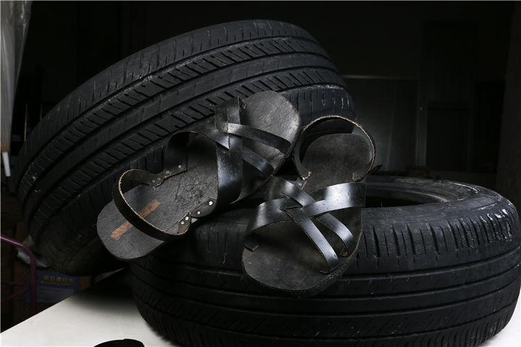 纯手工越南橡胶轮胎凉鞋老式复古怀旧拖鞋个性沂蒙大凉鞋丑鞋潮夏竹奈