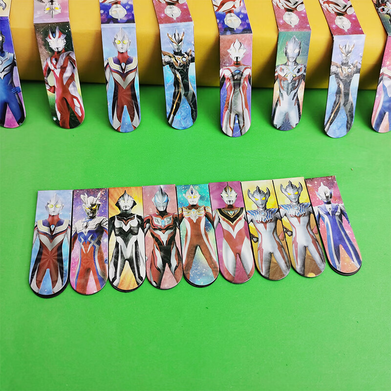 奥特曼磁性书签 奥特曼磁性书签赛罗小学生磁吸动漫人物 柯南书签三卡