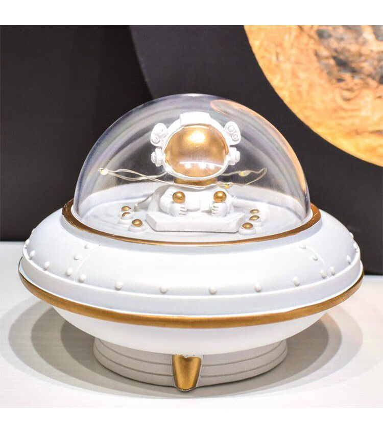 太空人飞行小夜灯宇航员星星灯飞碟卧室柔光灯生日礼物车载儿童灯小号