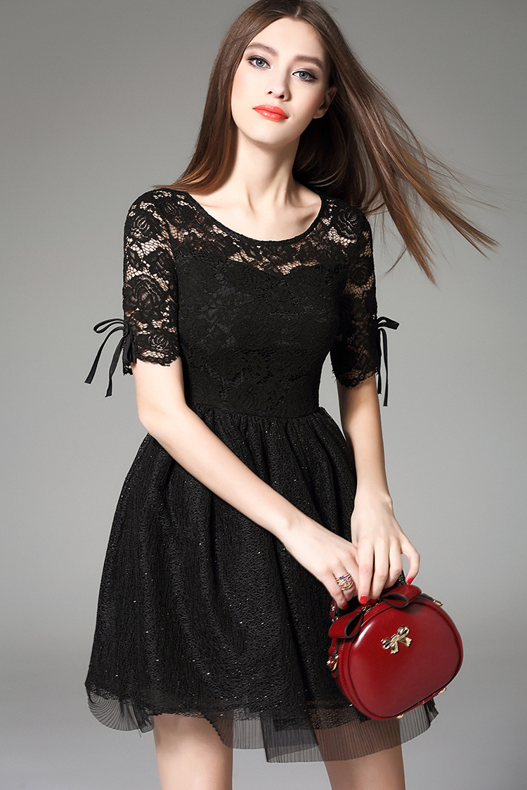 弘苹果*2016春夏新款女装镂空蕾丝修身连衣裙拼接网纱蓬蓬摆公主裙