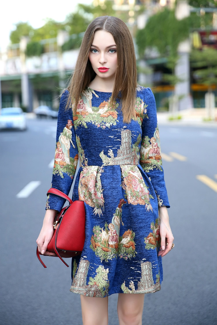 黑蝴蝶2015欧洲站秋冬新款欧美高端女装时尚圆领长袖提花a字连衣裙