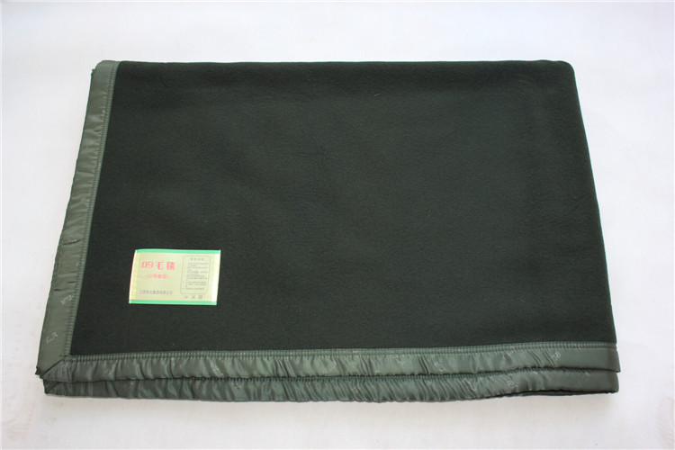 09全新纯色加绒加厚毛毯子 配发部队军绿色单人军毯毛巾毯保暖 陆君