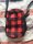 The style is very beautiful, my mother is in love with it, and I gave it to the old lady. The red and yellow grid color is very beautiful, and it looks a lot younger. The fabric is soft, the workmanship is fine, and the details are well done. The clips on both sides can be removed. Nike’s l*g*. bag is small in size, so it’s no problem to pack some mobile phones, chargers, power banks, car keys, cigarettes and drinks in summer.
