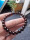 I was pleasantly surprised when I received the goods, very beautiful and exquisite garnet bracelet, the wine red is very nice, some are deep and rich, very charming, I tried it on in a single ring size, it fits well, praise.