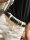The quality is very good, a perfect leather belt, the cowhide belt is very delicate, very textured, very comfortable to wear, Haixinyanke is a trustworthy merchant, the customer service lady is very good, so I decided to buy from him. Really nice and worth the money