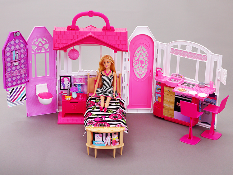 芭比(barbie)闪亮度假屋带娃娃大套装礼物女孩玩具礼盒 cfb65