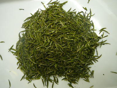 据《宁德县志》记载,天山绿茶曾经历一段变革演化过程.