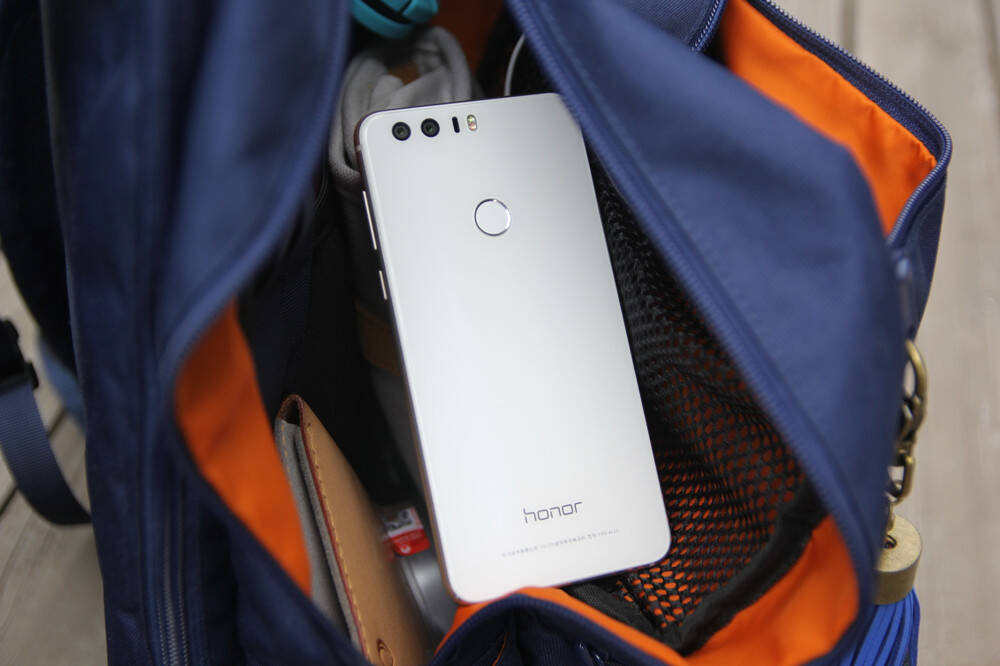 4曲面vivoxplay6发布小米华为该何去何从