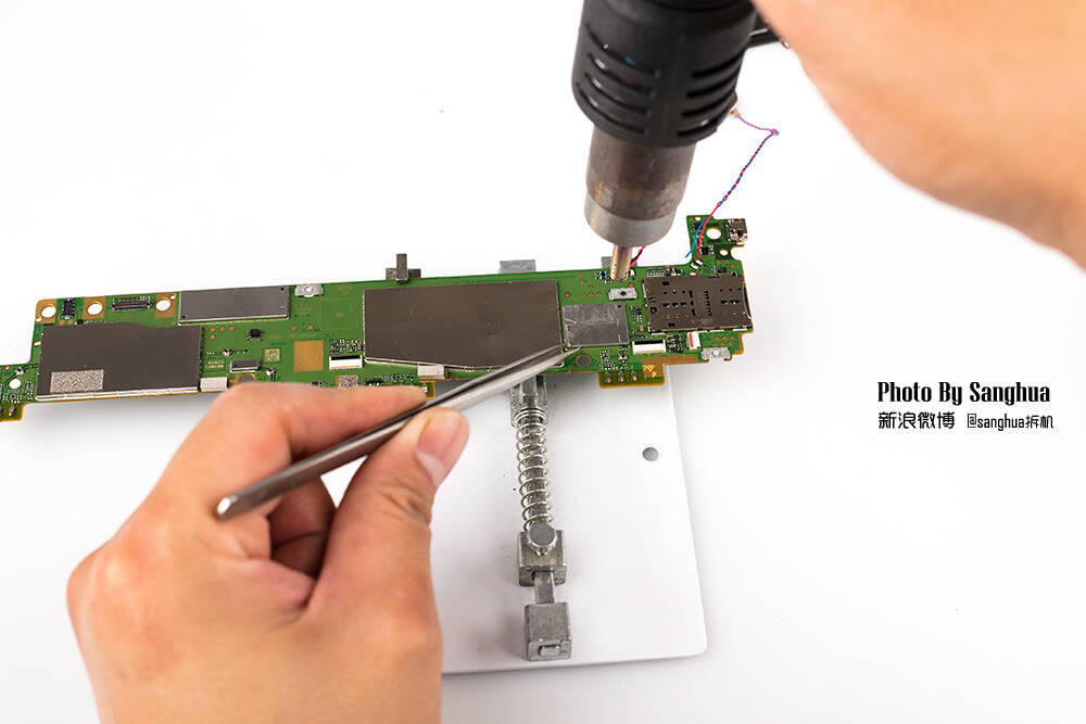荣耀畅玩平板2拆解