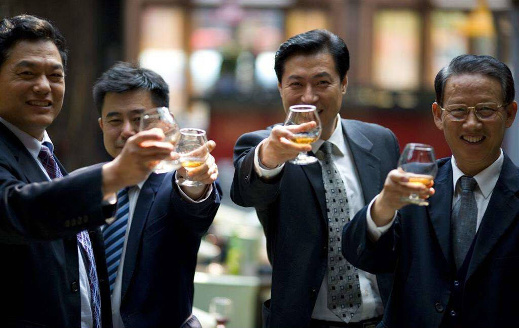 这款轻奢商务手机,为何成为精英人群的不二之选?