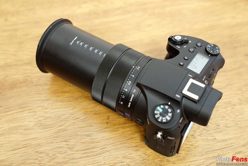 索尼黑卡rx10 iii镜中的"花中睡美人"