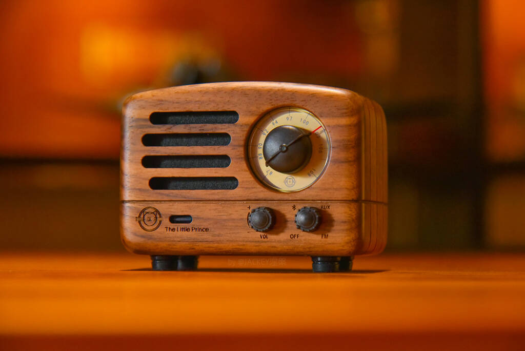 逗萌可爱十分情怀猫王小王子radio蓝牙音箱