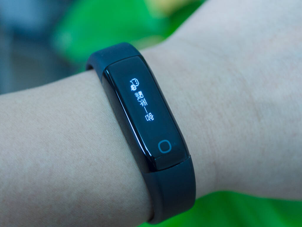 对飚小米手环2,乐心mambo2好在哪里?