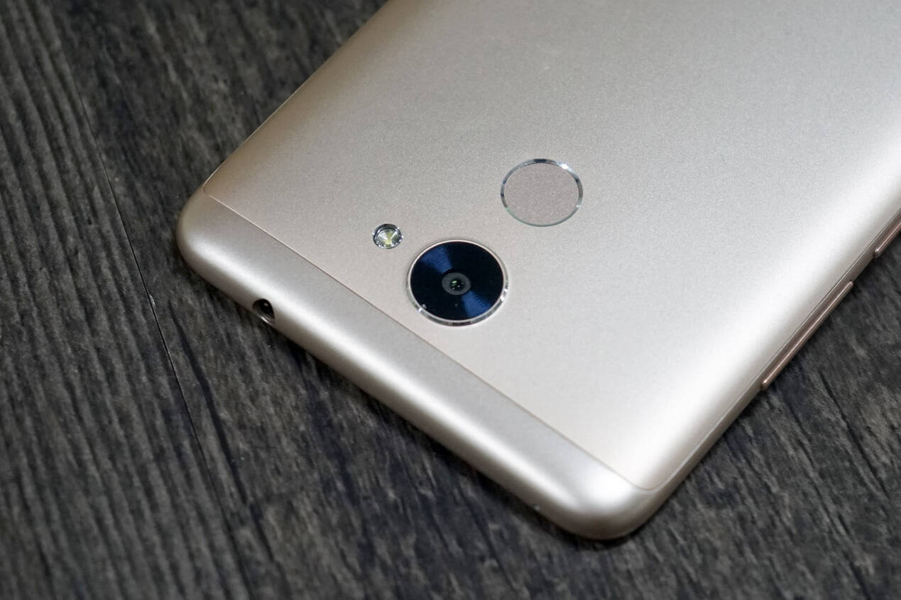 华为畅享7 plus使用评测