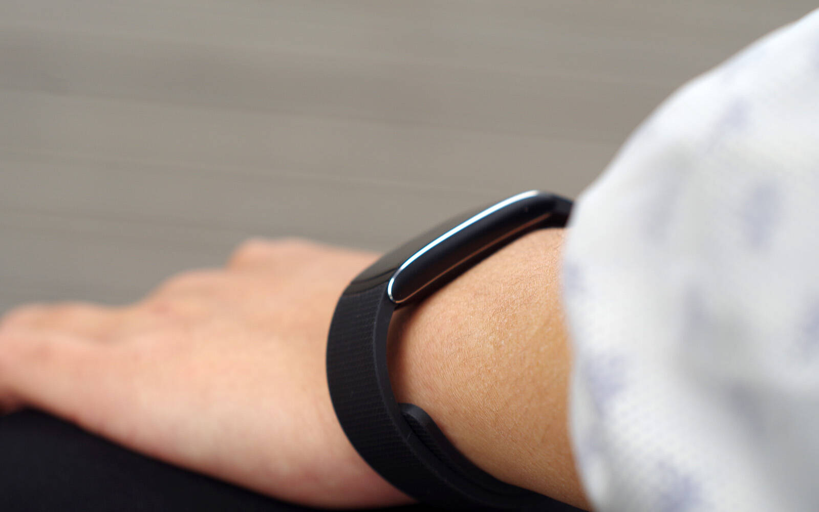 这是一块不能吃的蛋卷,iwown埃微蛋卷手环体验评测