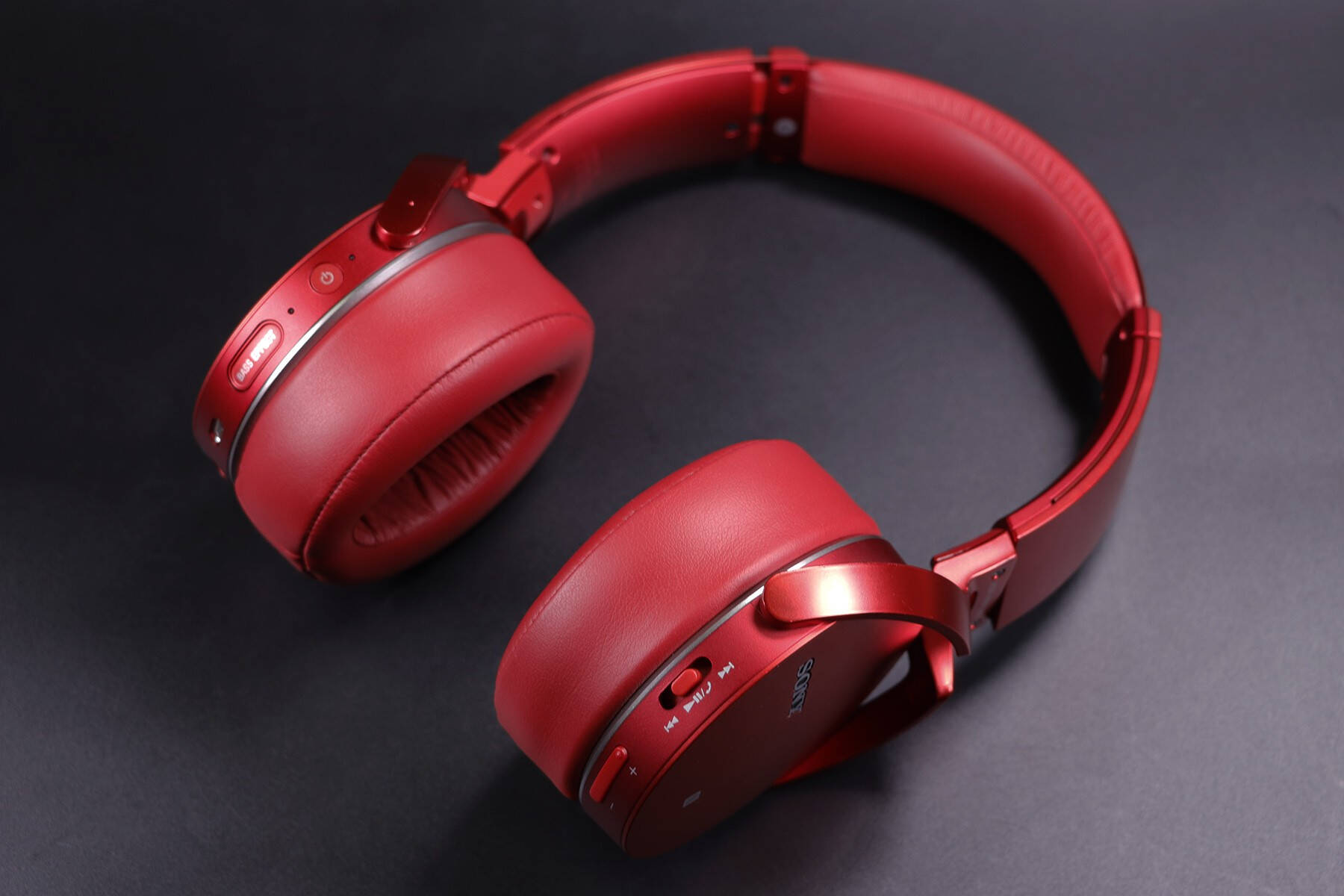 一键增强重低音,索尼mdr-xb950b1蓝牙耳机体验