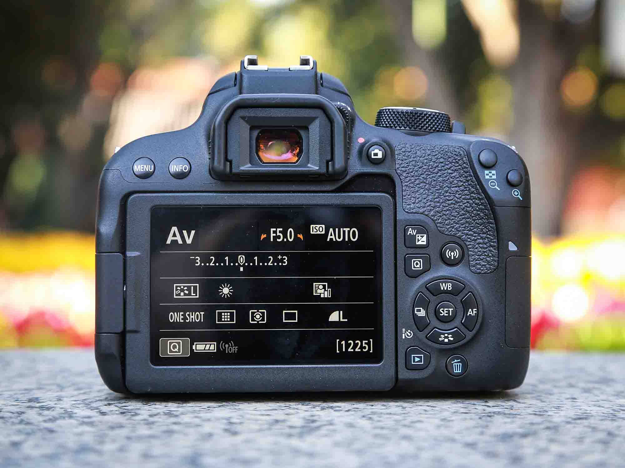 为初级用户量身打造,入门单反佳能eos 800d评测