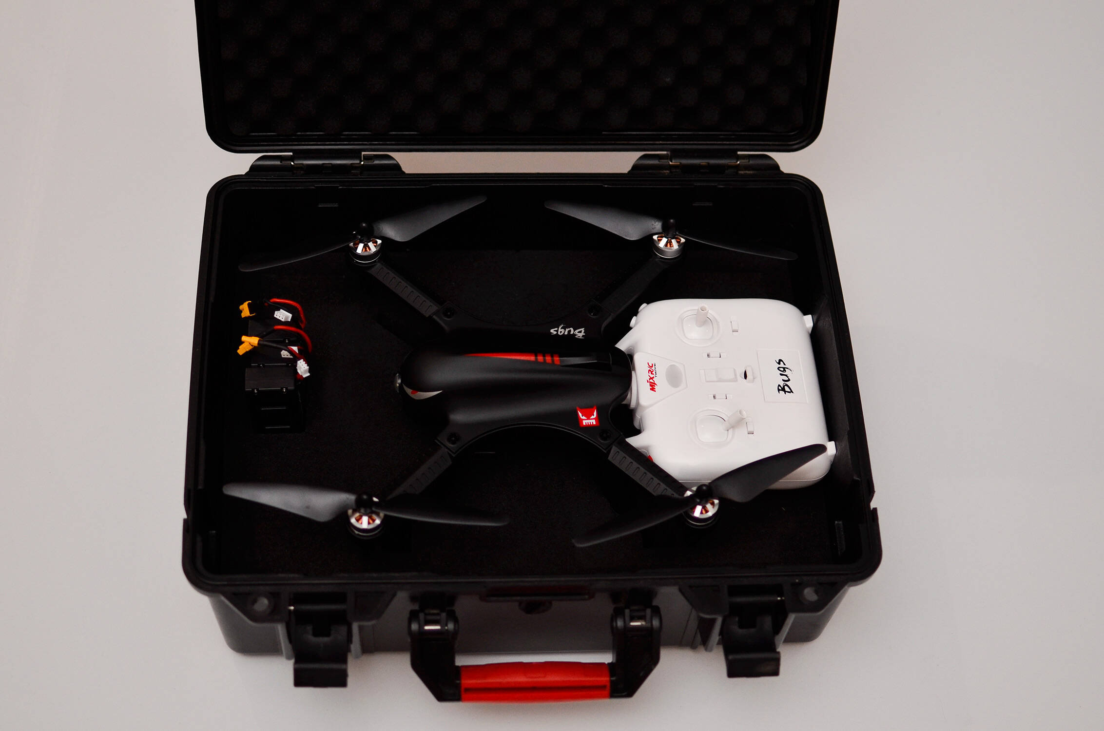 美嘉欣小怪兽无人机b3 玩具机中的战斗机