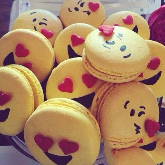 emoji大肆进军社交网络后,美食家们也忍不住了,也赶着潮流开始做emoji